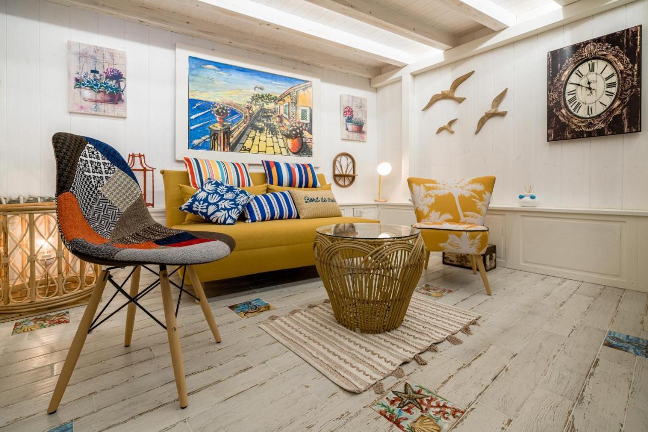 La Casa Di Nonna Piera Hotel Giardini-Naxos Buitenkant foto