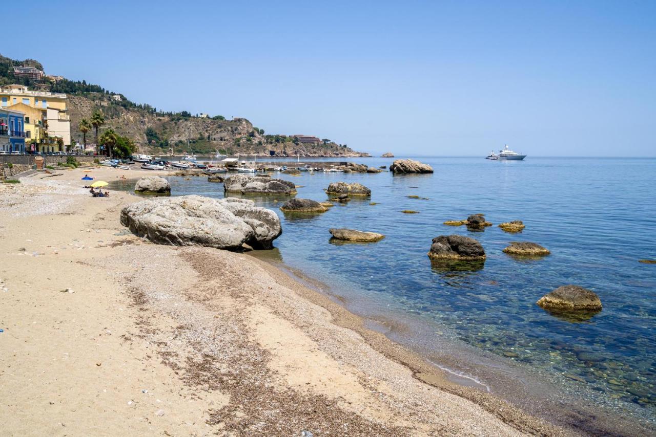 La Casa Di Nonna Piera Hotel Giardini-Naxos Buitenkant foto