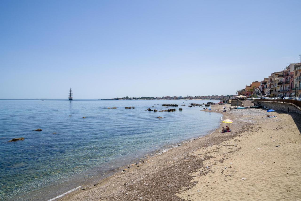 La Casa Di Nonna Piera Hotel Giardini-Naxos Buitenkant foto