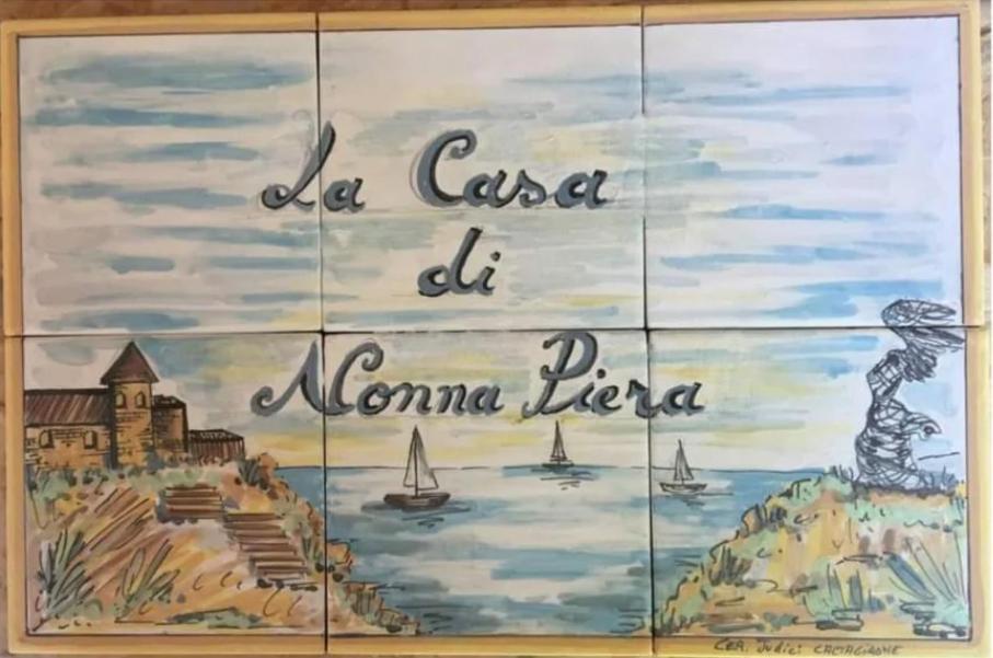 La Casa Di Nonna Piera Hotel Giardini-Naxos Buitenkant foto